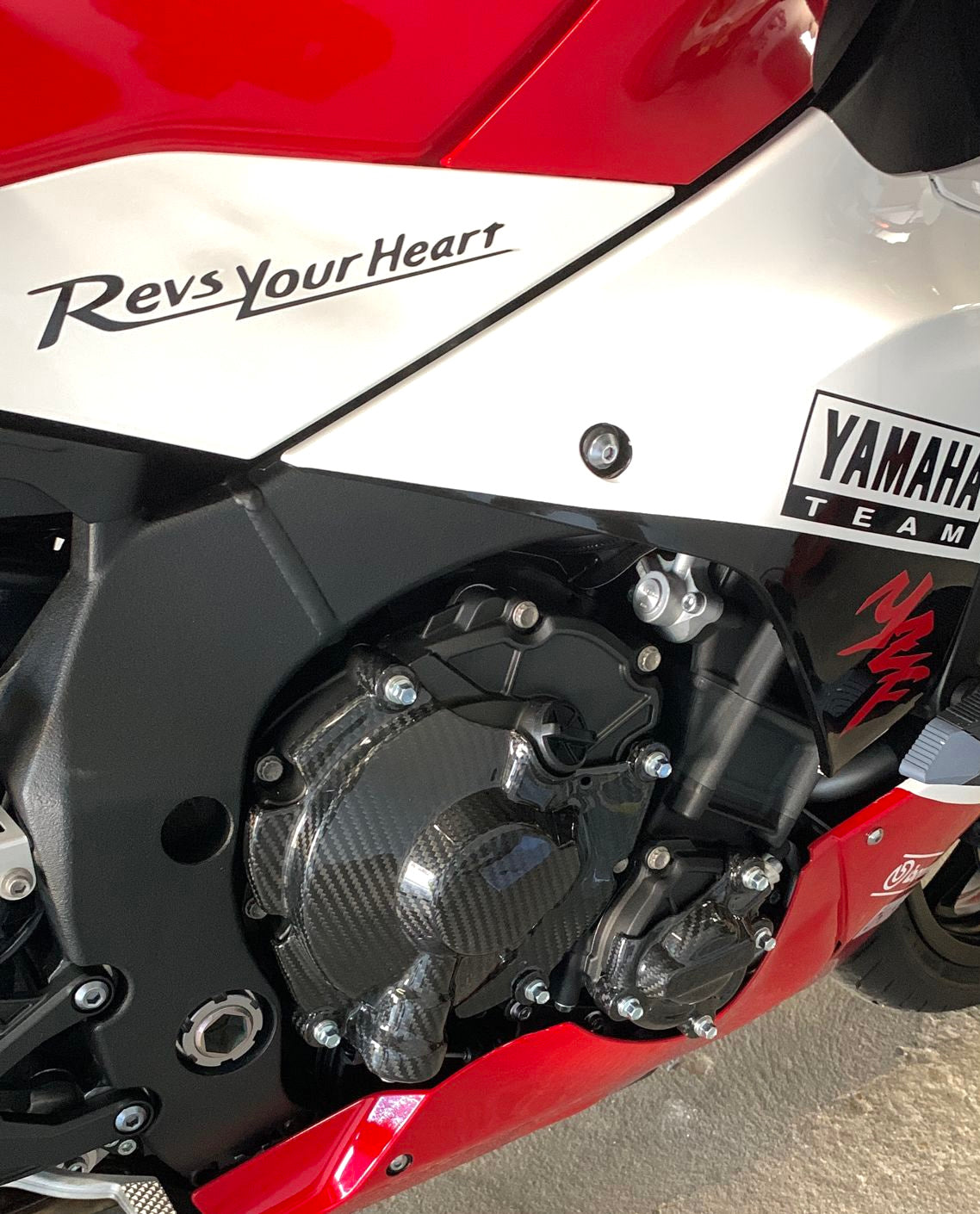 Engine cover protection set carbon Yamaha YZF R1 2015-2024