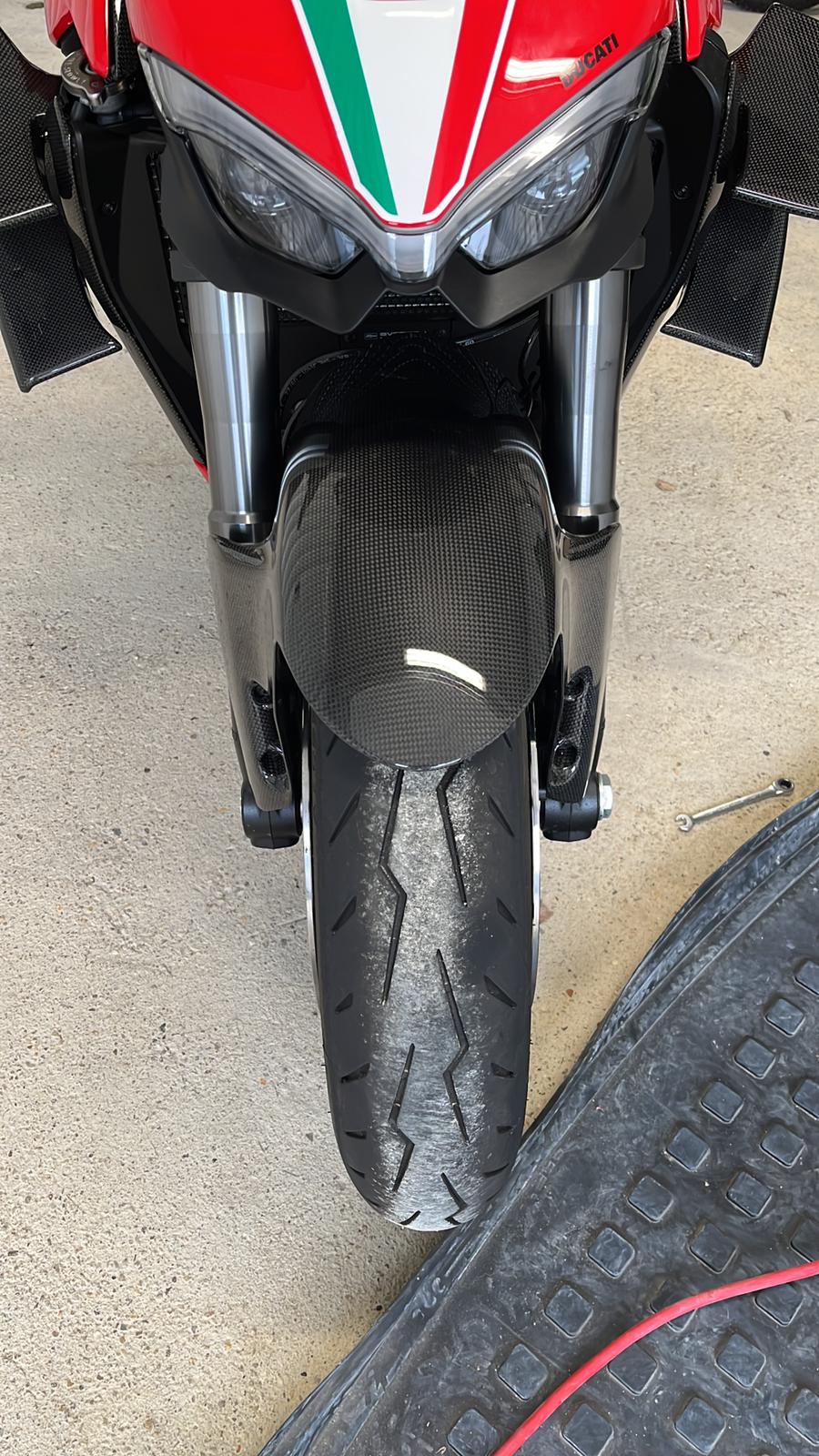 Front Fender Kotflügel Carbon Ducati Panigale / Streetfighter V4 V2
