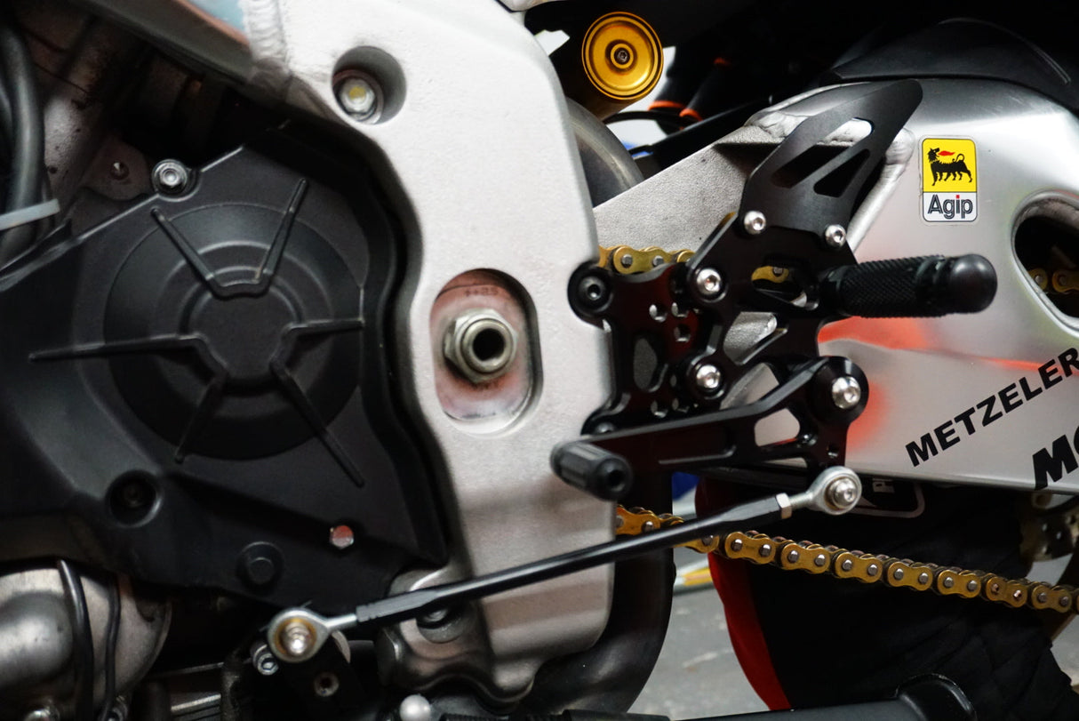 2Wheels Company Fußrastenanlage Aprilia RSV4 2015-2020