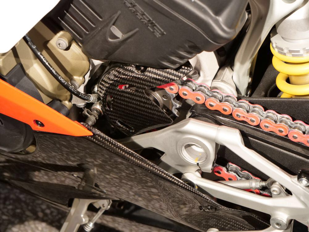 Sprocket cover carbon Ducati Panigale V4 Streetfighter V4