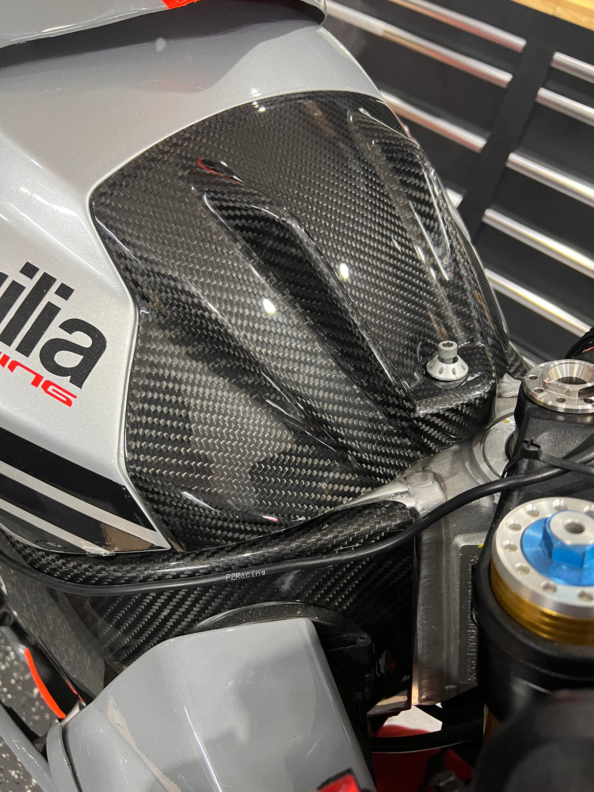 Tank Cover Carbon Aprilia RSV4 2009-2014