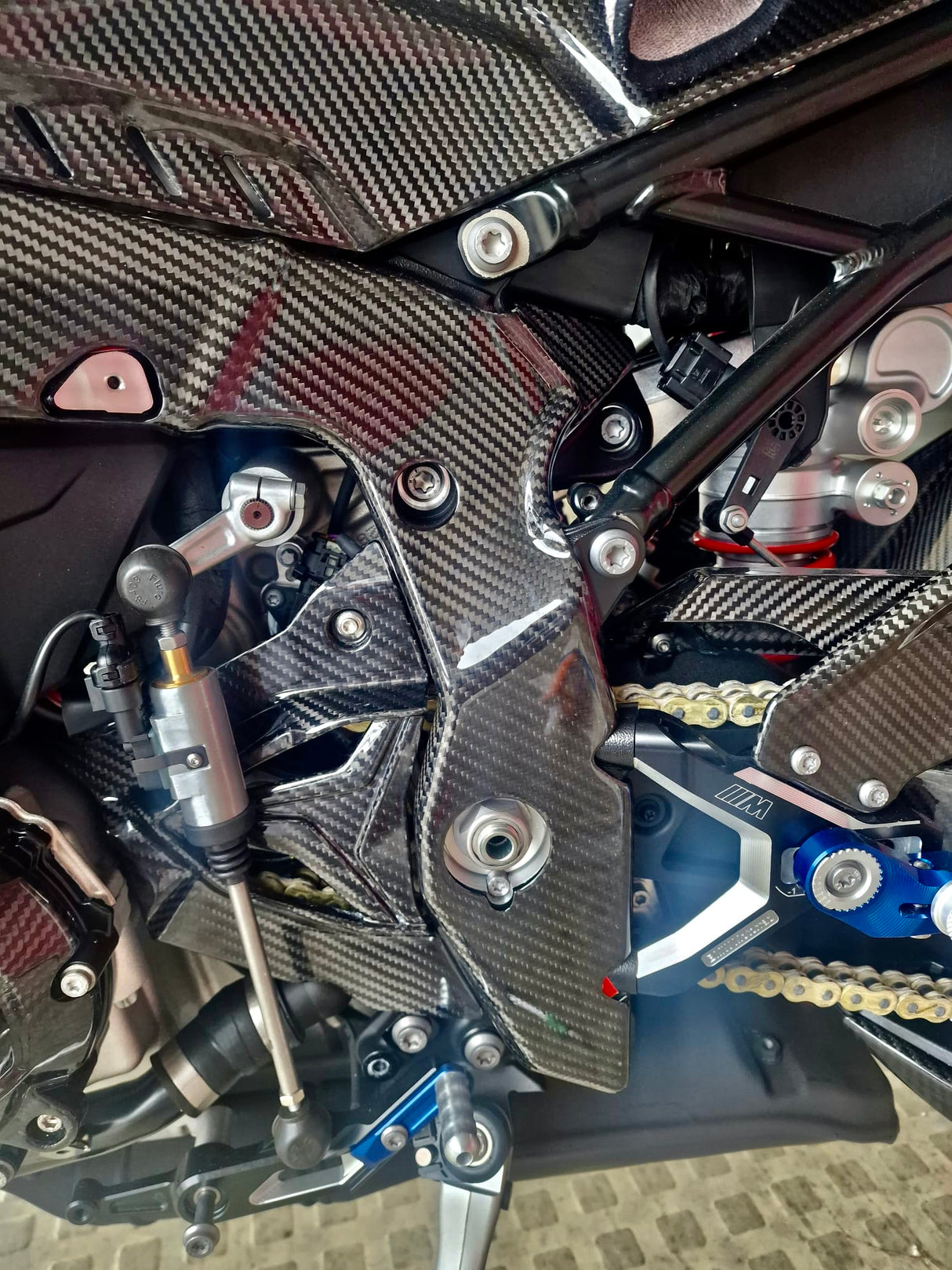 Frame protectors carbon pair BMW S1000RR 2019-2024 K67 Pro Version