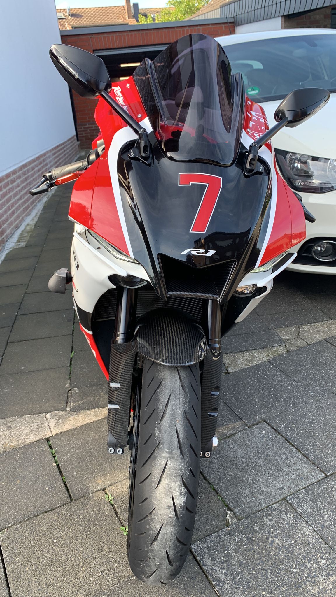 Front Fender Carbon Yamaha YZF R1 / MT10 2016-2024