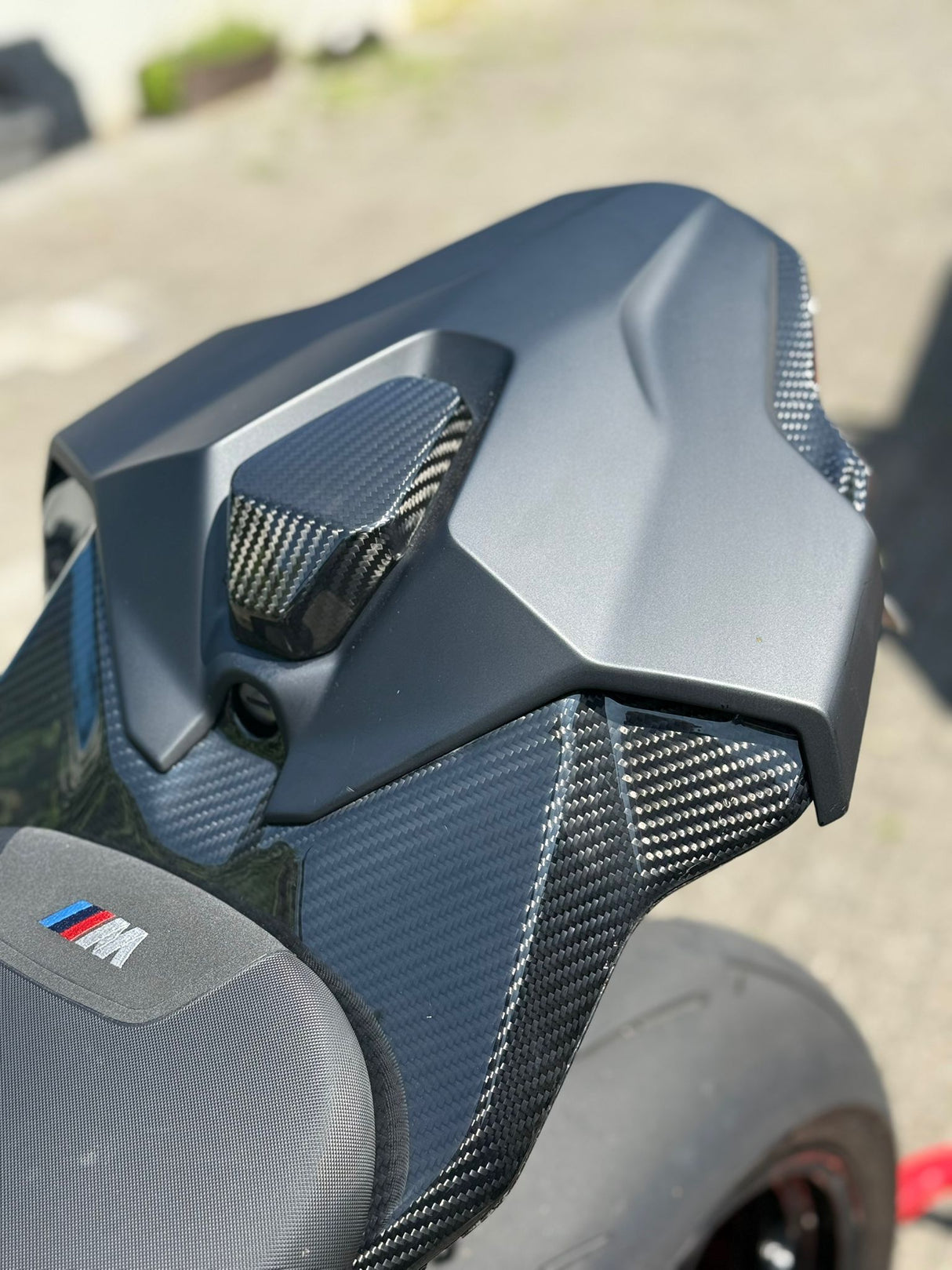 Rear Fairing Center Section / Tail Fairing Carbon BMW S1000RR M1000RR 2023+